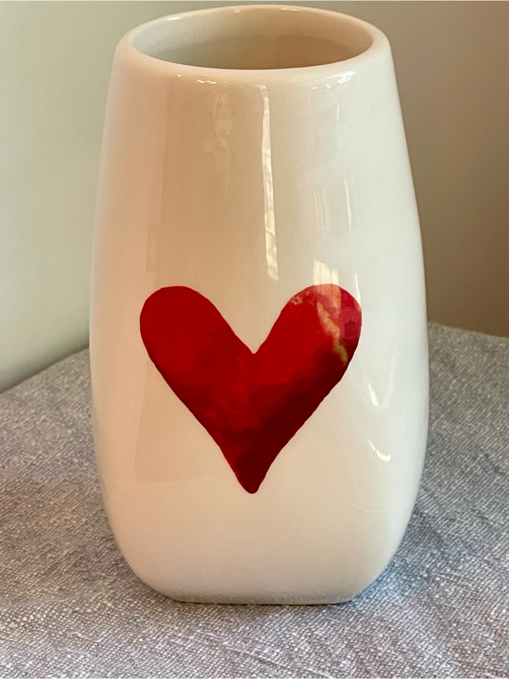 Debi Lilly Design Valentine's Day White Ceramic Vase with Red Heart (6" Tall)